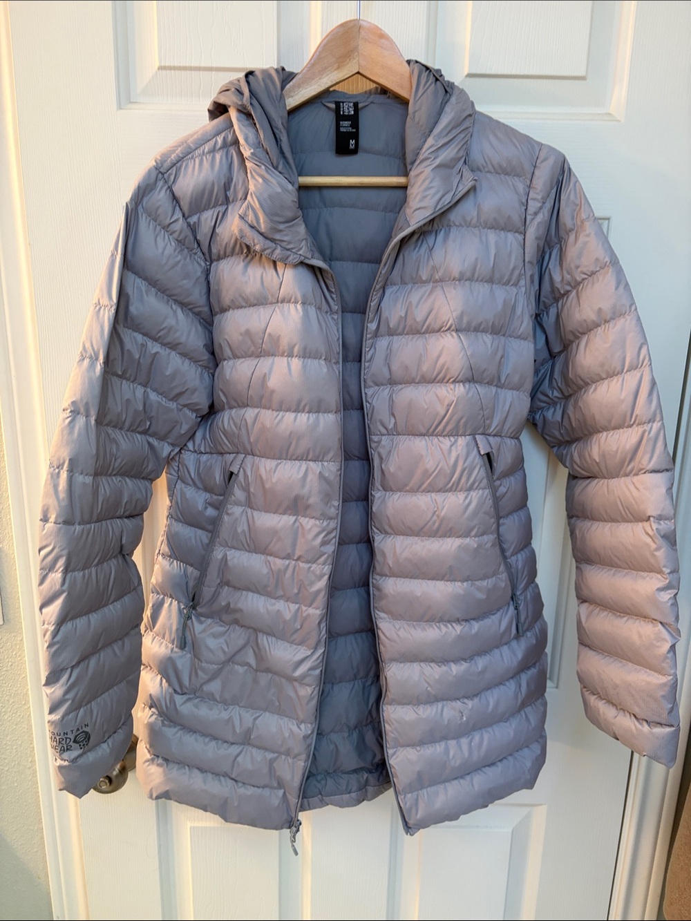 Mountain Hardwear Quilted Hooded Puffer Jacket - Light Gray